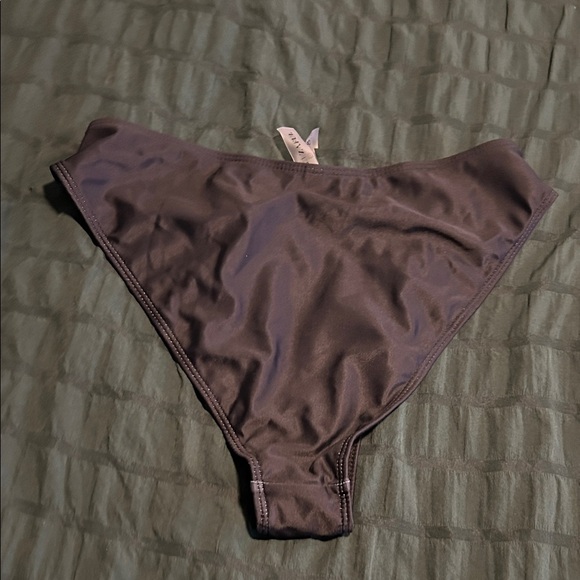 Zaful Black and Pink Floral Bikini with detachable straps - Picture 6 of 7